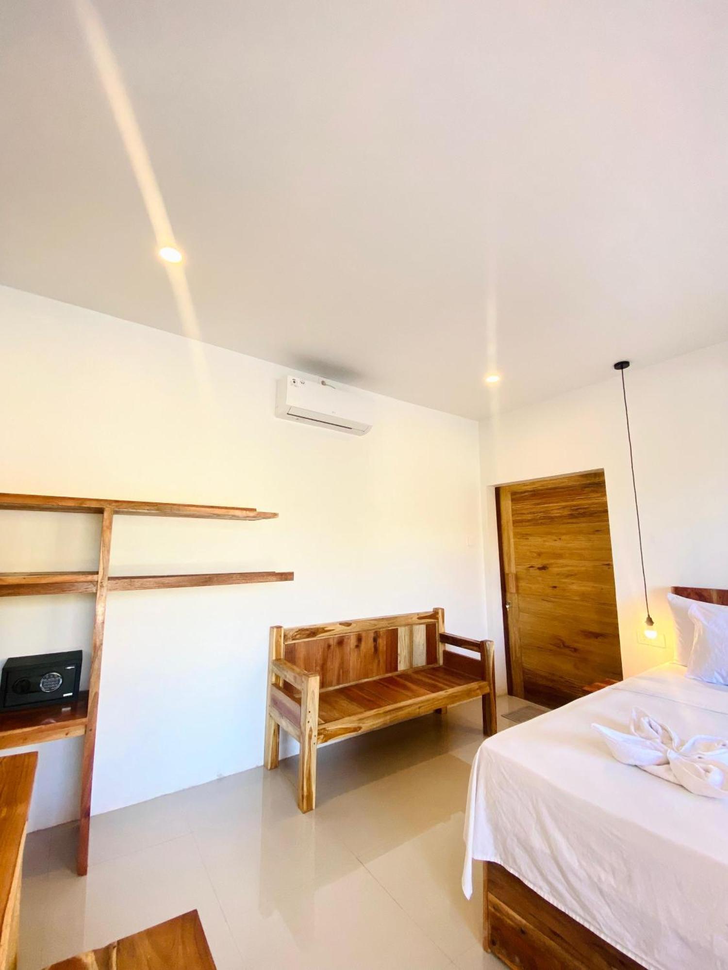Hotel Sky Mountain Views Kuta  Exterior foto